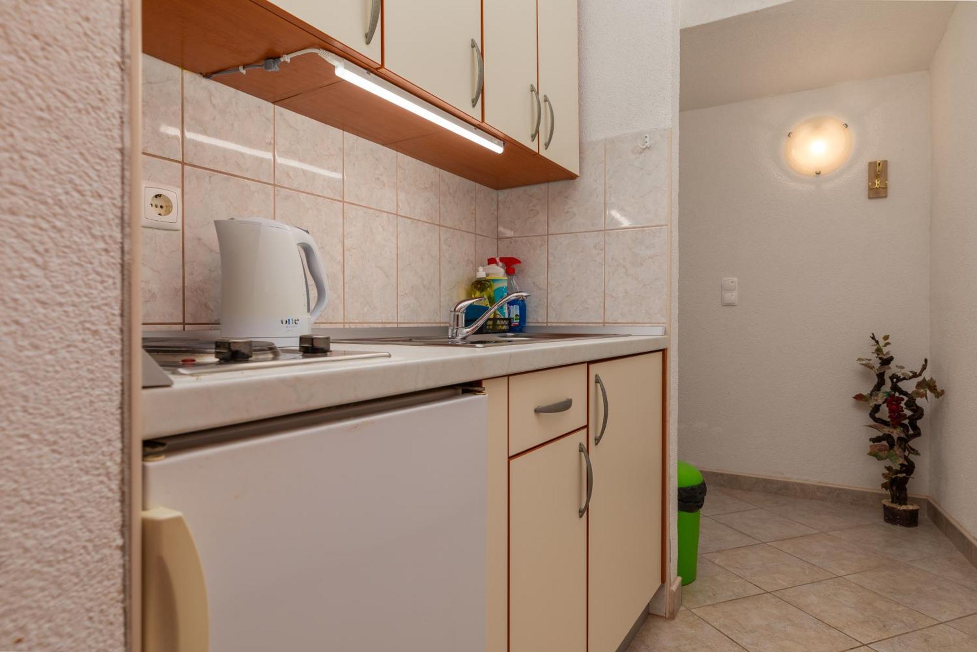 Apartments By The Sea Drasnice, Makarska - 6697 Chambre photo