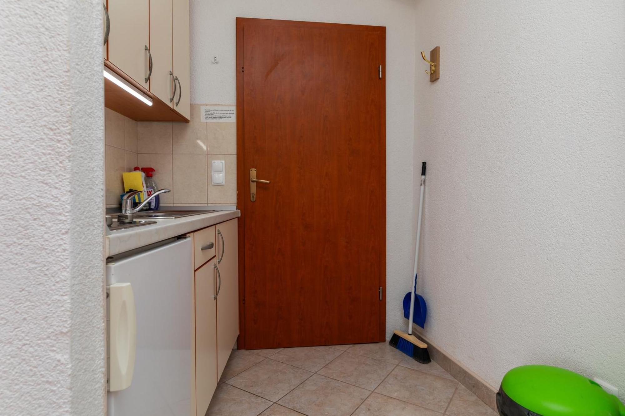 Apartments By The Sea Drasnice, Makarska - 6697 Chambre photo