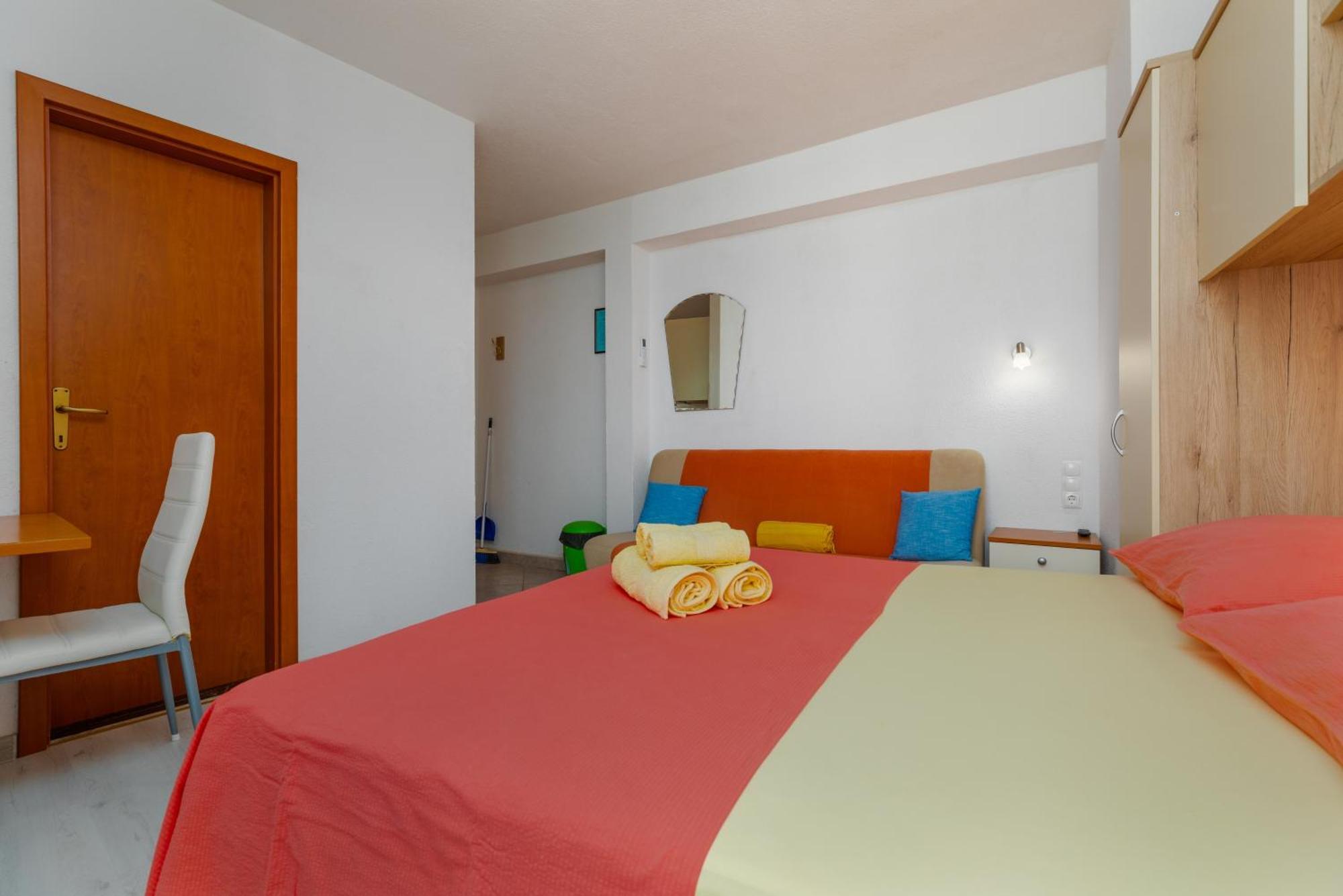 Apartments By The Sea Drasnice, Makarska - 6697 Chambre photo