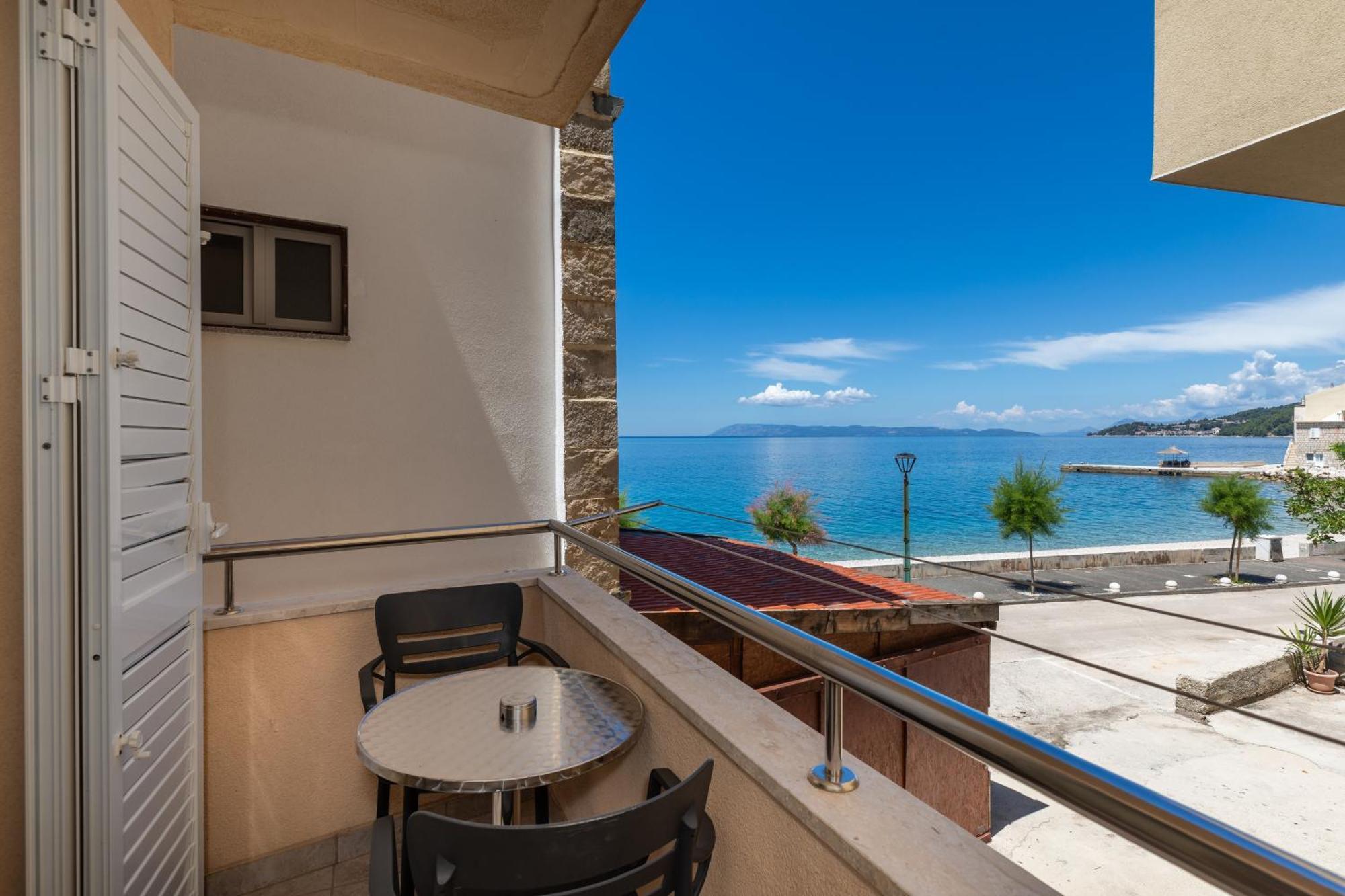 Apartments By The Sea Drasnice, Makarska - 6697 Extérieur photo